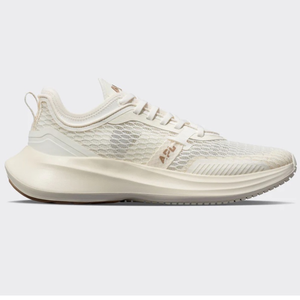 APL women’s euphoria Ivory/Sandstone Athletic Shoes